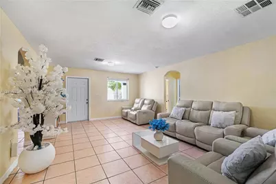 10170 W Fern St, Miami, FL 33157 - Photo 3