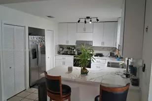 7557 W 4th Ln, Hialeah, FL 33014 - Photo 7