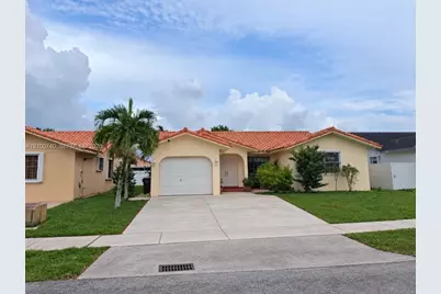 7557 W 4th Ln, Hialeah, FL 33014 - Photo 3