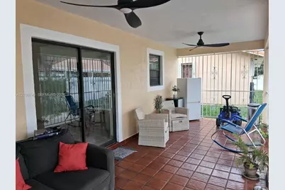 7557 W 4th Ln, Hialeah, FL 33014 - Photo 5