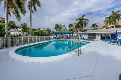 440 Paradise Isle Blvd #107, Hallandale Beach, FL 33009 - Photo 31