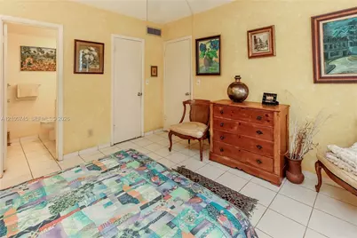 440 Paradise Isle Blvd #107, Hallandale Beach, FL 33009 - Photo 19