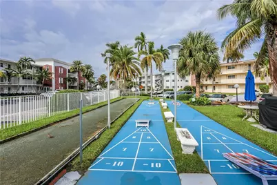 440 Paradise Isle Blvd #107, Hallandale Beach, FL 33009 - Photo 29