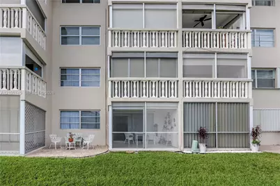 440 Paradise Isle Blvd #107, Hallandale Beach, FL 33009 - Photo 25