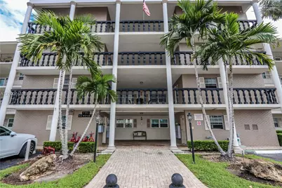 440 Paradise Isle Blvd #107, Hallandale Beach, FL 33009 - Photo 33