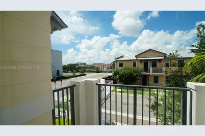 10401 NW 61st Ln, Doral, FL 33178 - Photo 17