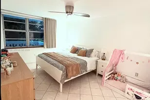 1020 Meridian Ave, Miami Beach, FL 33139 - Photo 7