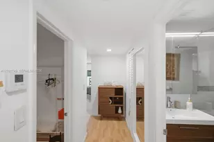 1020 Meridian Ave, Miami Beach, FL 33139 - Photo 11