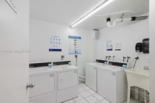 1020 Meridian Ave, Miami Beach, FL 33139 - Photo 29