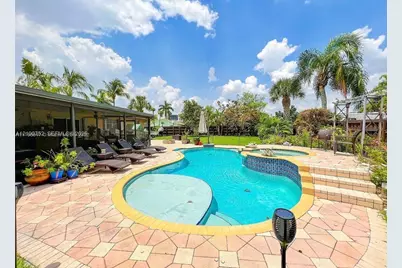 28125 SW 158th Pl, Homestead, FL 33033 - Photo 9
