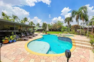 28125 SW 158th Pl, Homestead, FL 33033 - Photo 9