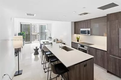 68 SE 6th St #1106, Miami, FL 33131 - Photo 11