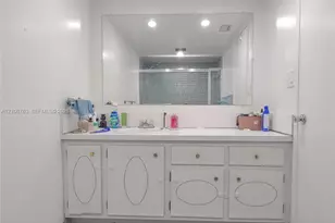 1750 NE 191st St, Miami, FL 33179 - Photo 31