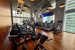 1300 Brickell Bay Dr, Miami, FL 33131 - Photo 19
