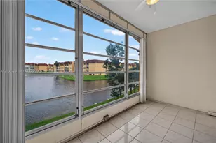 8901 Sunrise Lakes Blvd, Sunrise, FL 33322 - Photo 17