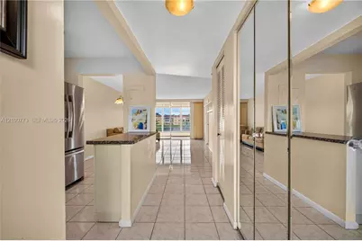 8901 Sunrise Lakes Blvd #204, Sunrise, FL 33322 - Photo 7