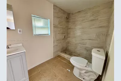 2604 Avenue D #0, Fort Pierce, FL 34947 - Photo 5