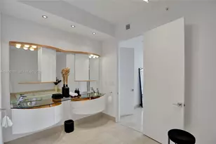 18101 Collins Ave, Sunny Isles Beach, FL 33160 - Photo 61