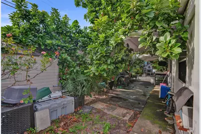 2210 SW 79th Ct, Miami, FL 33155 - Photo 45