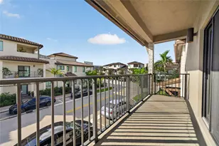 8373 NW 49th St, Doral, FL 33166 - Photo 31