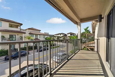 8373 NW 49th St, Doral, FL 33166 - Photo 29