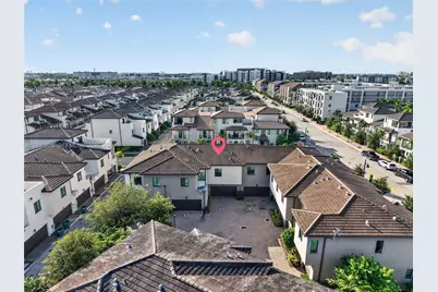 8373 NW 49th St, Doral, FL 33166 - Photo 39