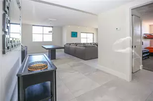 300 Bayview Dr, Sunny Isles Beach, FL 33160 - Photo 5