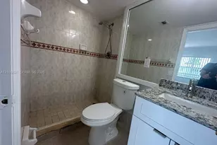 980 NE 170th St, North Miami Beach, FL 33162 - Photo 25