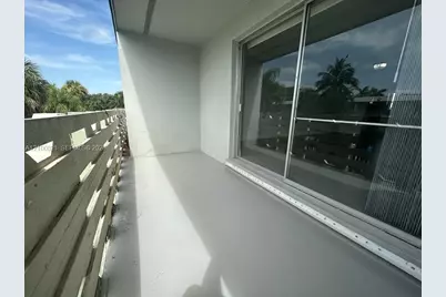 980 NE 170th St #212, North Miami Beach, FL 33162 - Photo 17