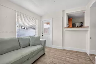 231 N 65th Terrace, Hollywood, FL 33024 - Photo 17