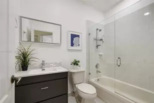 7901 NW 113th Pl, Doral, FL 33178 - Photo 29