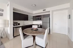90 SW 3rd St, Miami, FL 33130 - Photo 3