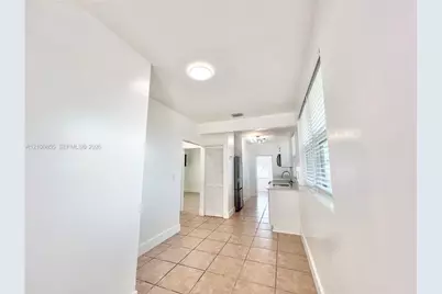 200 NW 17th Ct #0, Miami, FL 33125 - Photo 17