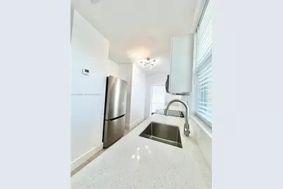 200 NW 17th Ct #0, Miami, FL 33125 - Photo 21