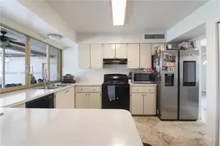 6765 Ixora Dr, Miramar, FL 33023 - Photo 15
