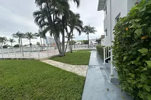 7207 Bay Dr, Miami Beach, FL 33141 - Photo 3