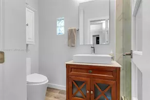 8810 Garland Ave, Surfside, FL 33154 - Photo 29