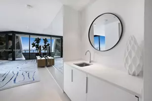 1000 Biscayne Blvd, Miami, FL 33132 - Photo 13