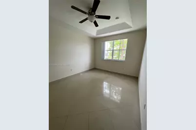 7731 NW 114th Pl, Doral, FL 33178 - Photo 13