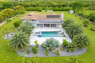 19610 SW 332nd St, Homestead, FL 33034 - Photo 1
