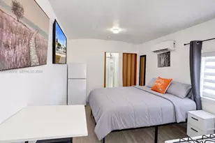 2405 Funston, Hollywood, FL 33020 - Photo 23