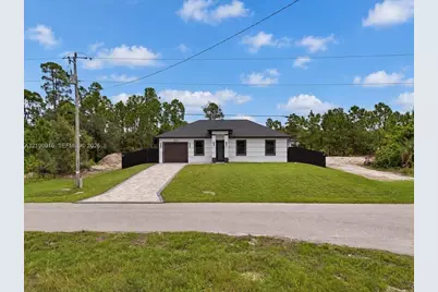 1205 Damen St E, Lehigh Acres, FL 33974 - Photo 5