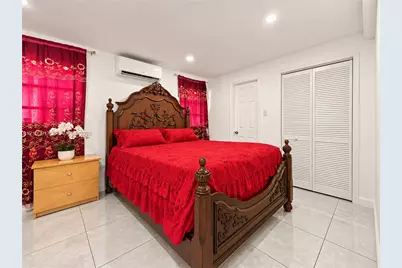 2437 NW 98th St, Miami, FL 33147 - Photo 21