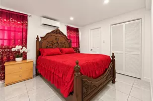 2437 NW 98th St, Miami, FL 33147 - Photo 21