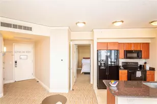 18001 Collins Ave, Sunny Isles Beach, FL 33160 - Photo 7
