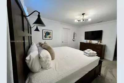 1154 Kingsbarn St, Other City - In The State Of Florida, FL 33896 - Photo 19