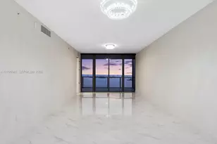 700 NE 24th St, Miami, FL 33137 - Photo 3
