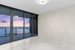 700 NE 24th St, Miami, FL 33137 - Photo 5
