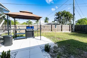 1771 SE Gaskins Cir, Port Saint Lucie, FL 34952 - Photo 37