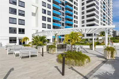 1330 West Ave #1514, Miami Beach, FL 33139 - Photo 47